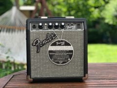 Fender Frontman 10G Siyah Elektro Gitar Amfisi