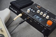 Nux MG-400 Gitar Efekt Prosesörü