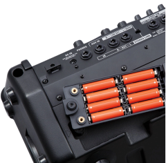 ROLAND CUBE Street EX Elektro Gitar Amfisi