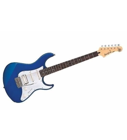 Yamaha Pacifica 012 DBM (Dark Blue Metallic) Elektro Gitar